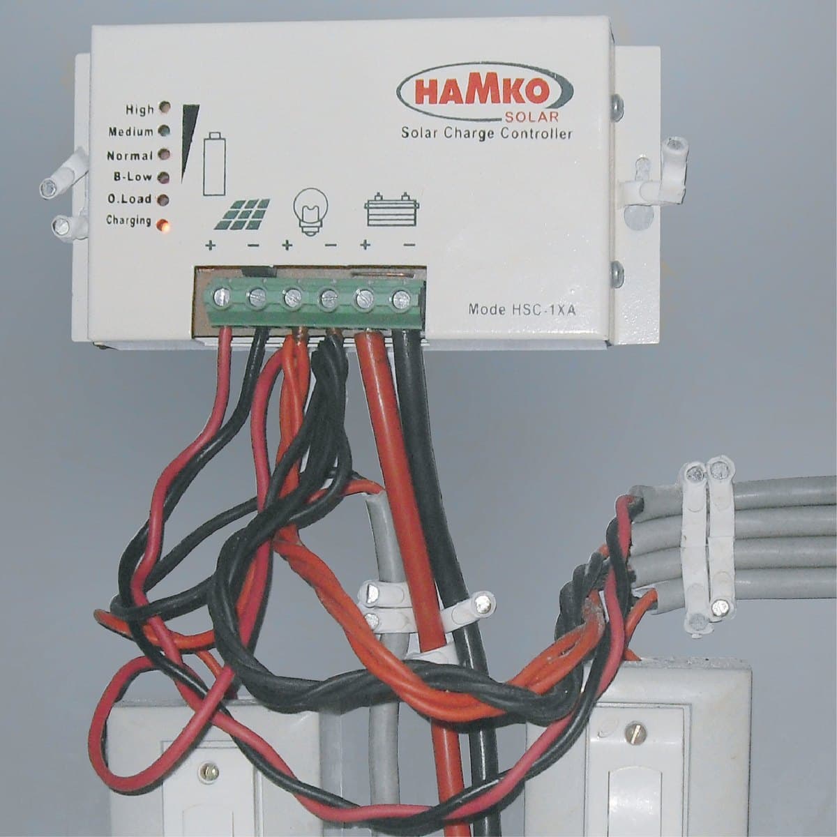 HAMKO Solar Charge Controller HSC-1XA - HAMKO